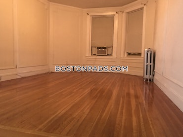 Malden - 1 Beds, 1 Baths