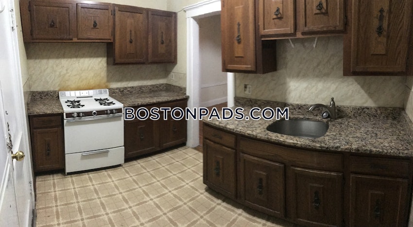 MALDEN - 1 Bed, 1 Bath - Image 1