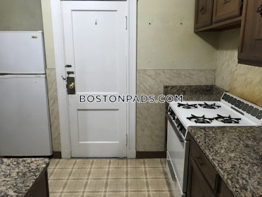 Malden - 1 Beds, 1 Baths