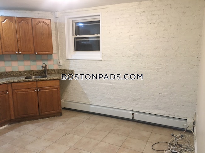 Boston - $2,400+ /mo