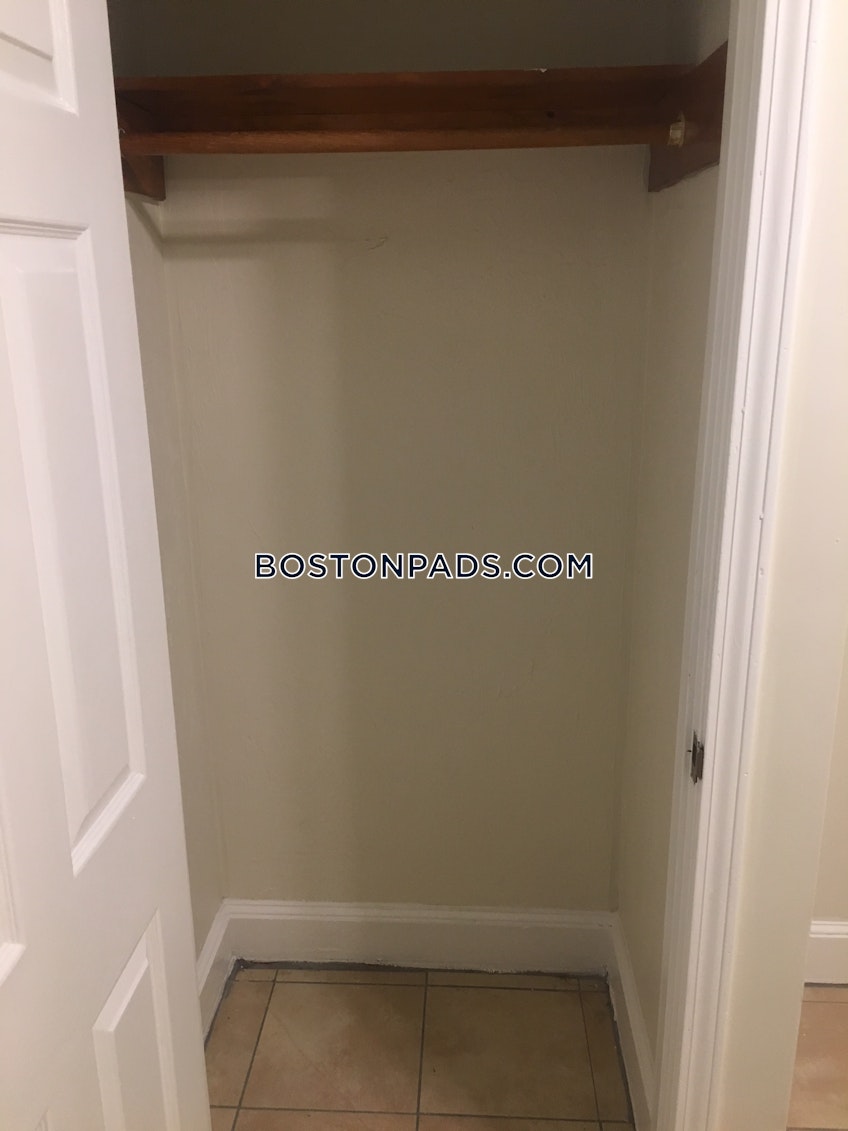 Boston - $2,400+ /month