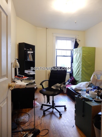 Queensberry St. Boston