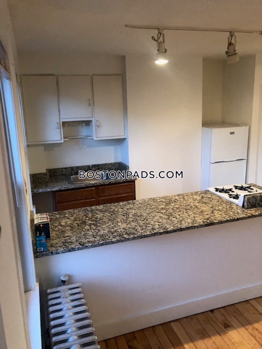 Chelsea - Studio , 1 Bath - Image 10