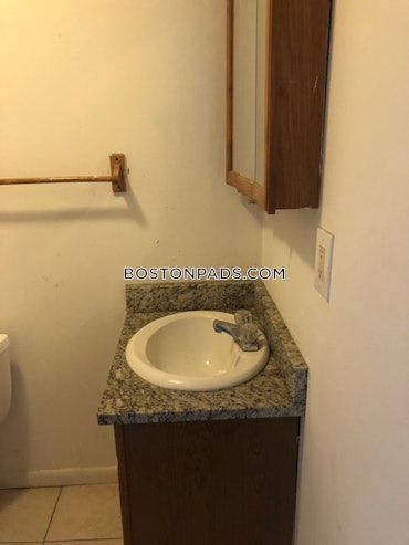 Chelsea - 0 Beds, 1 Baths