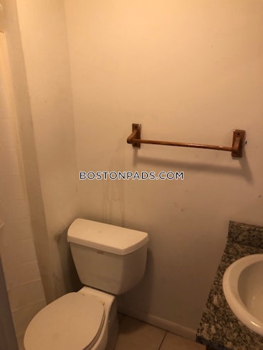 Chelsea - 0 Beds, 1 Baths