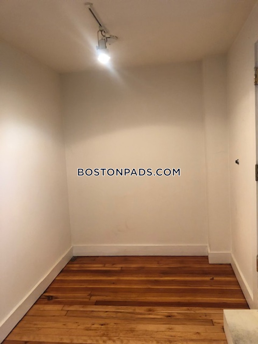 Chelsea - $2,100+ /month