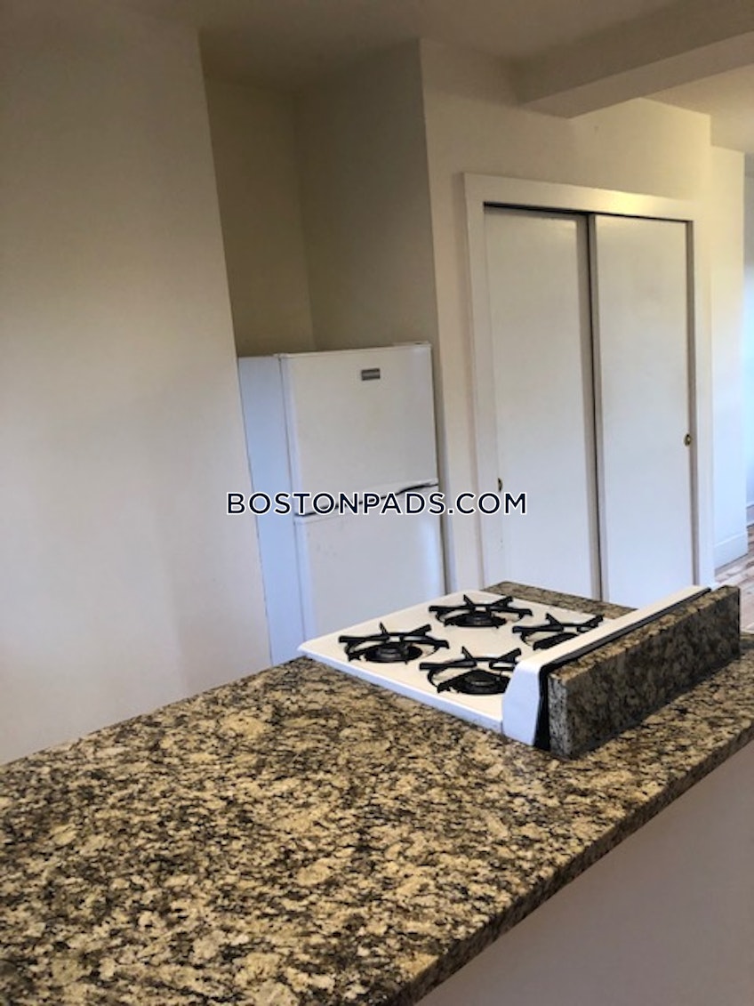 Chelsea - $2,100+ /month