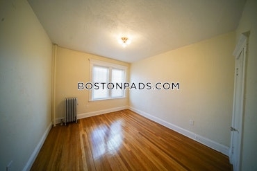 Brookline - 2 Beds, 1 Baths