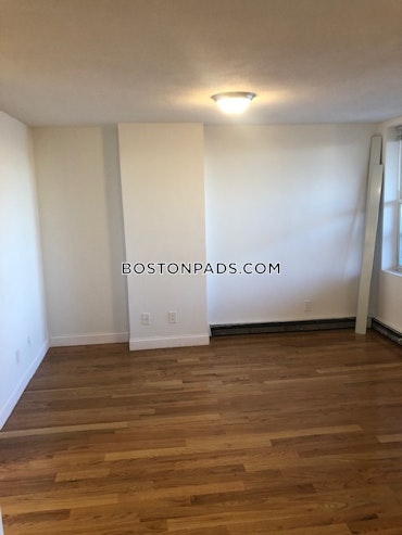 Chelsea - 2 Beds, 1 Baths