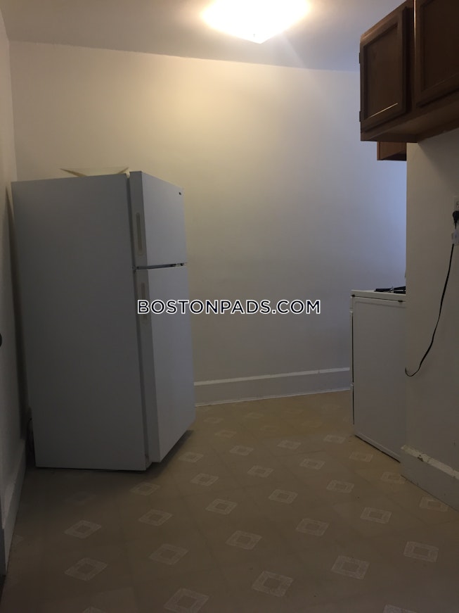 Somerville - $2,400+ /mo