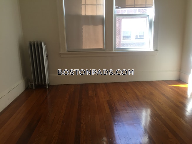 Somerville - $2,400+ /mo