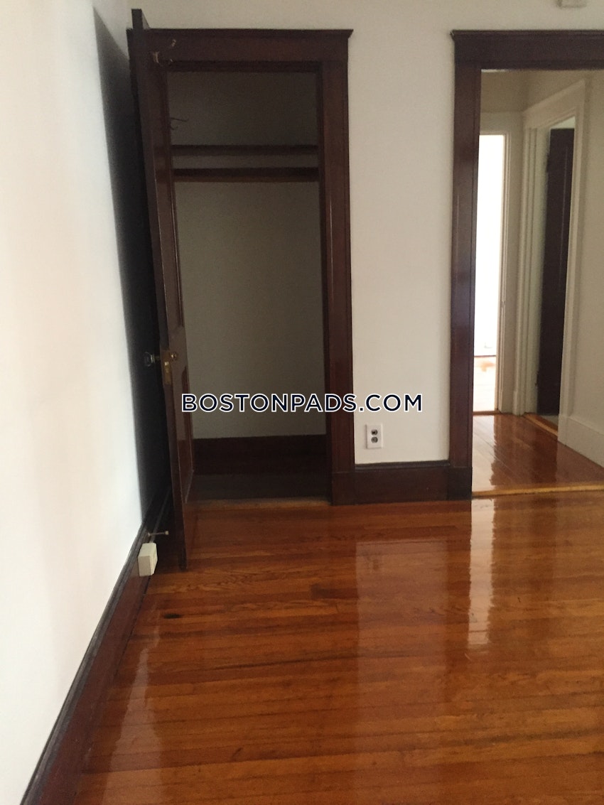 Somerville - Winter Hill - 1 Bed, 1 Bath - Image 6