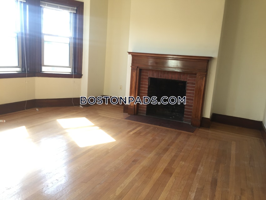 Somerville - Spring Hill - 4 Beds, 1 Bath - Image 32