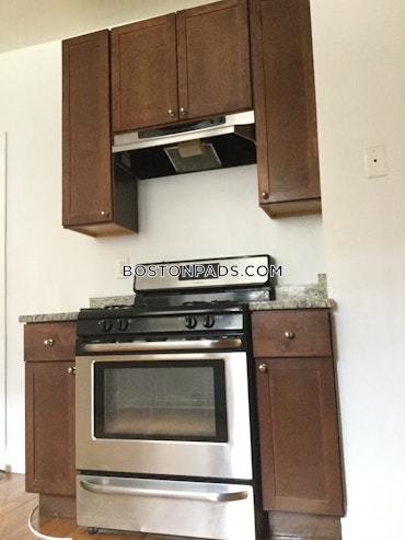 Boston - 4 Beds, 1 Baths