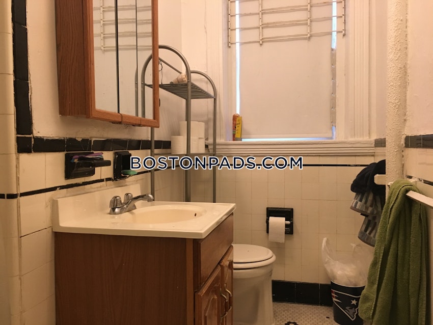 Boston - Brighton - Cleveland Circle - 2 Beds, 1 Bath - Image 40