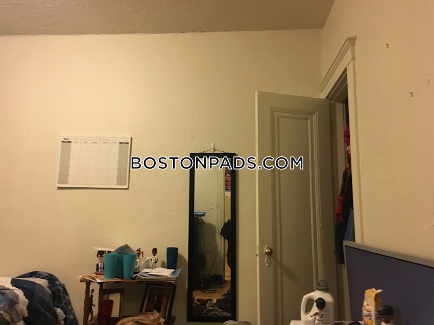 Boston - Brighton - Cleveland Circle - 2 Beds, 1 Bath - Image 29