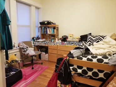 Boston - 4 Beds, 1.5 Baths