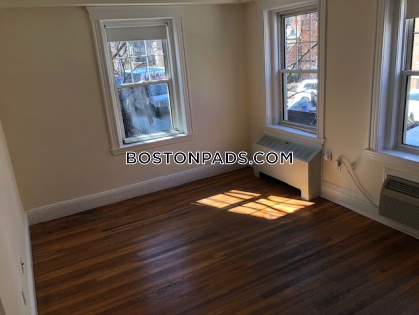 Cambridge - Harvard Square - 2 Beds, 1 Bath - Image 1