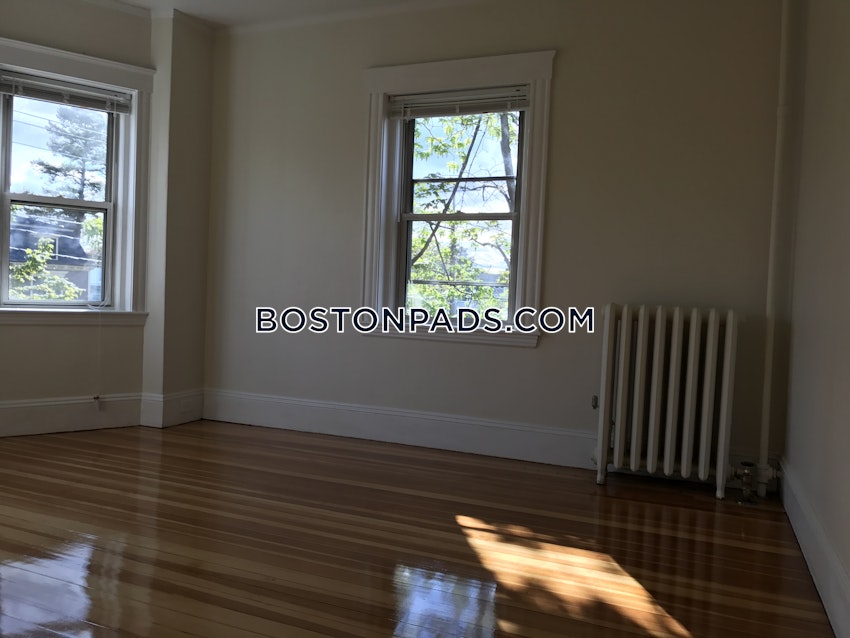 SOMERVILLE - SPRING HILL - 4 Beds, 1 Bath - Image 18