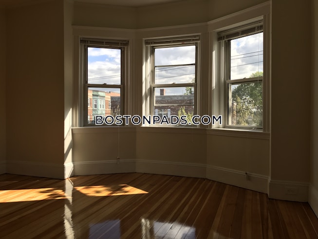 Somerville - $4,200+ /mo