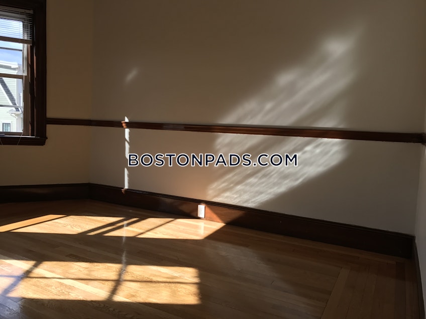 Somerville - $4,200+ /month