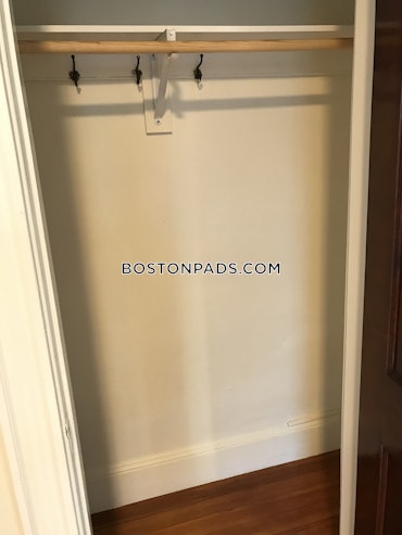 Somerville - 4 Beds, 1 Baths