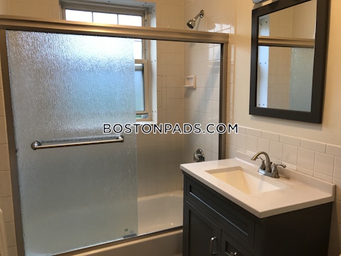 Summer St. Somerville photo 57