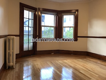 Somerville - 4 Beds, 1 Baths