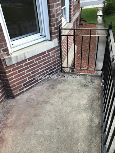 Somerville - 4 Beds, 1 Baths