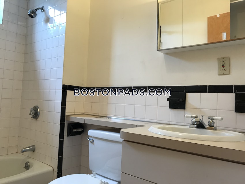 BOSTON - MISSION HILL - 3 Beds, 1 Bath - Image 67