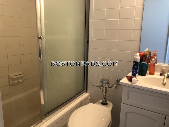 Boston - $3,200+ /mo