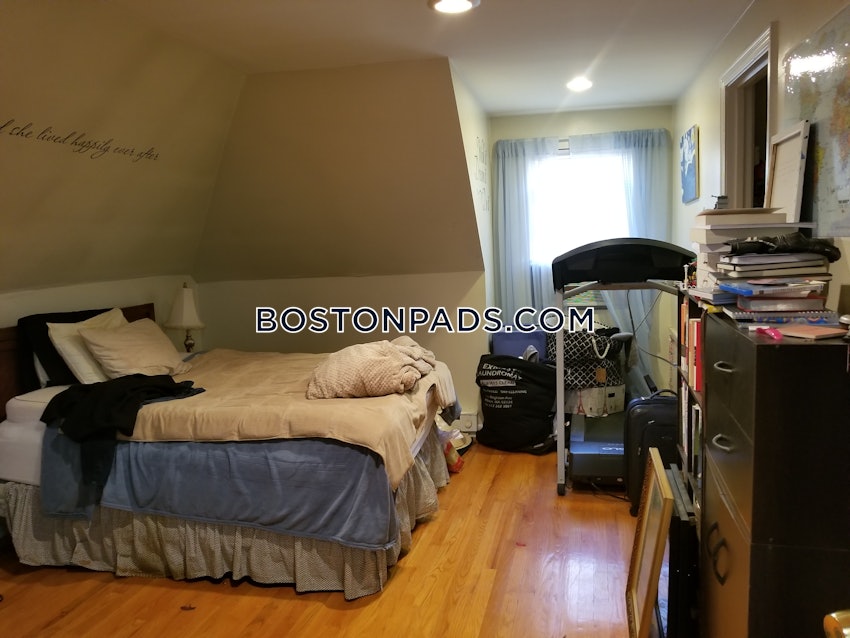 Boston - Allston - 1 Bed, 2 Baths - Image 2