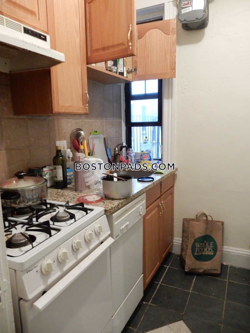 Boston - Northeastern/Symphony - 1 Bed, 1 Bath - Image 2