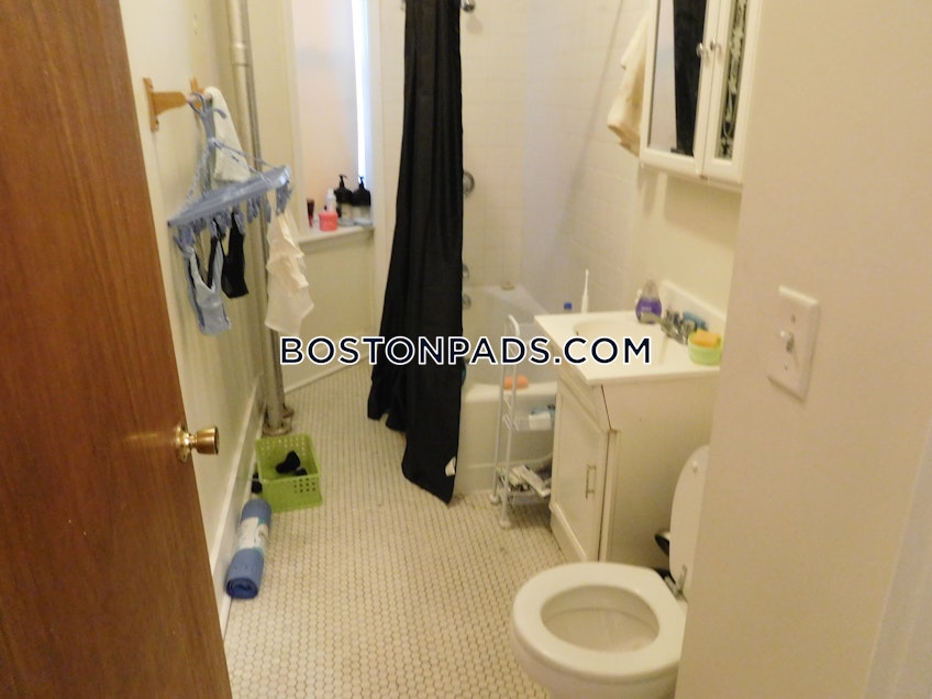 Boston - $2,550+ /month