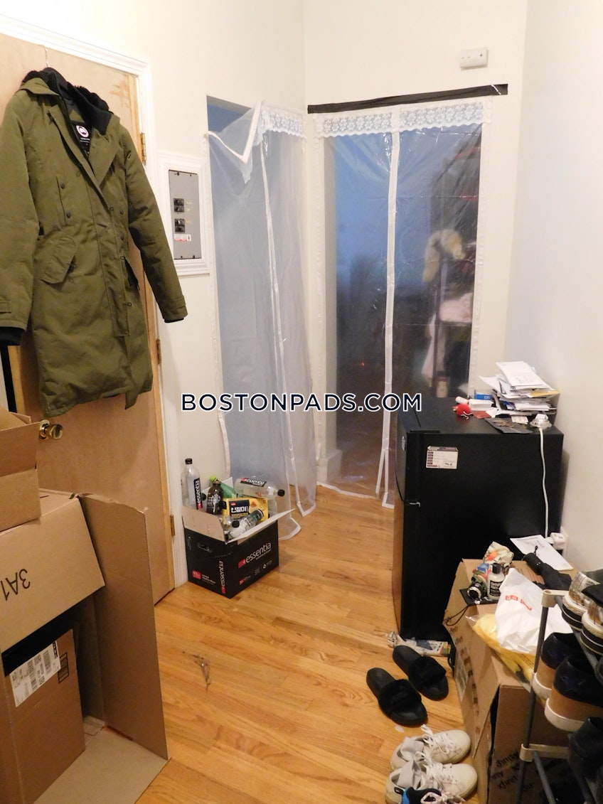 Boston - $2,550+ /month
