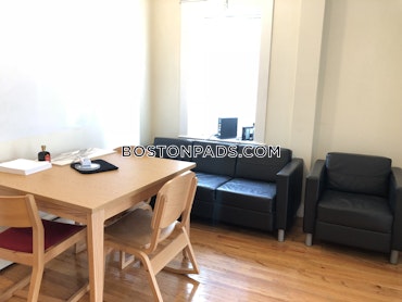 Boston - 4 Beds, 1.5 Baths