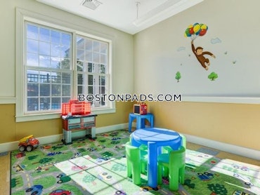 Windsor Ridge Dr. Westborough