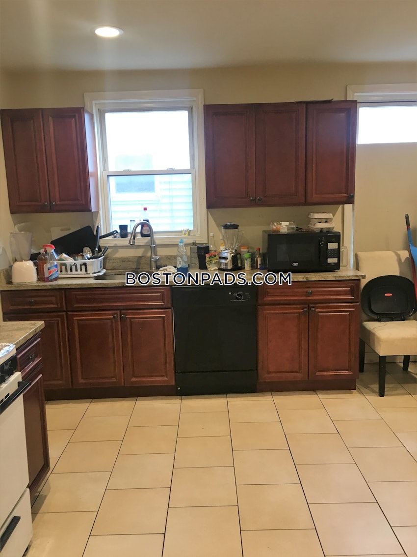 BOSTON - ALLSTON - 3 Beds, 1 Bath - Image 2