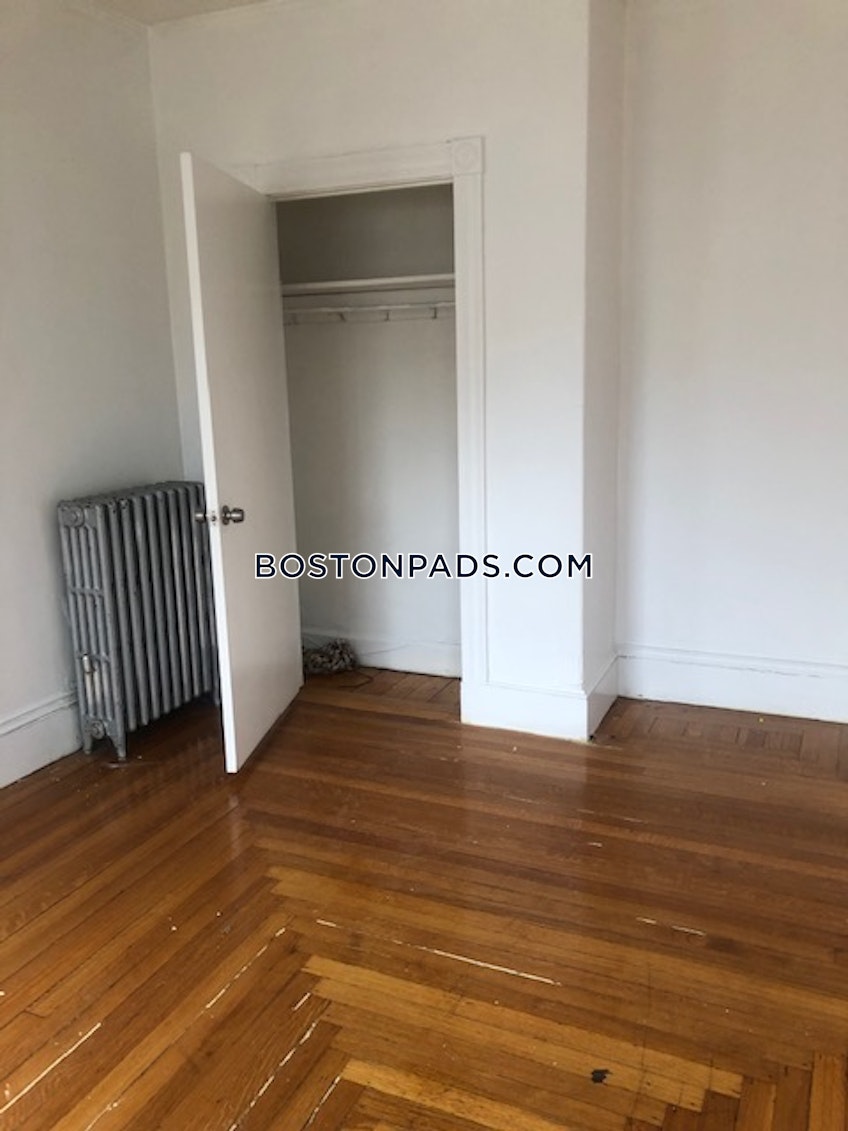 Boston - $3,418+ /month