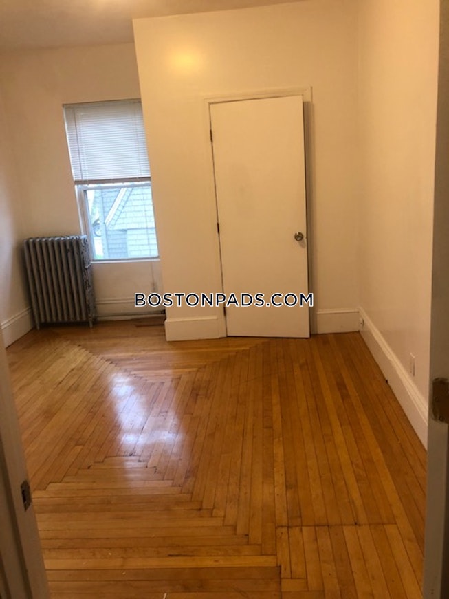 Boston - $3,418+ /mo