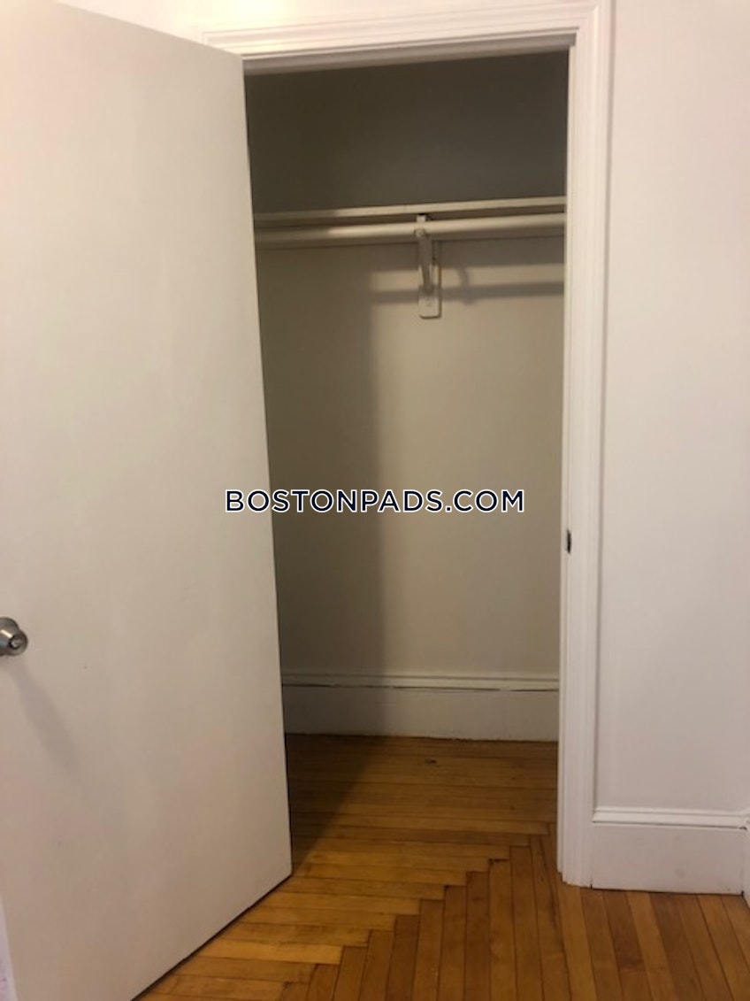Boston - $3,418+ /month