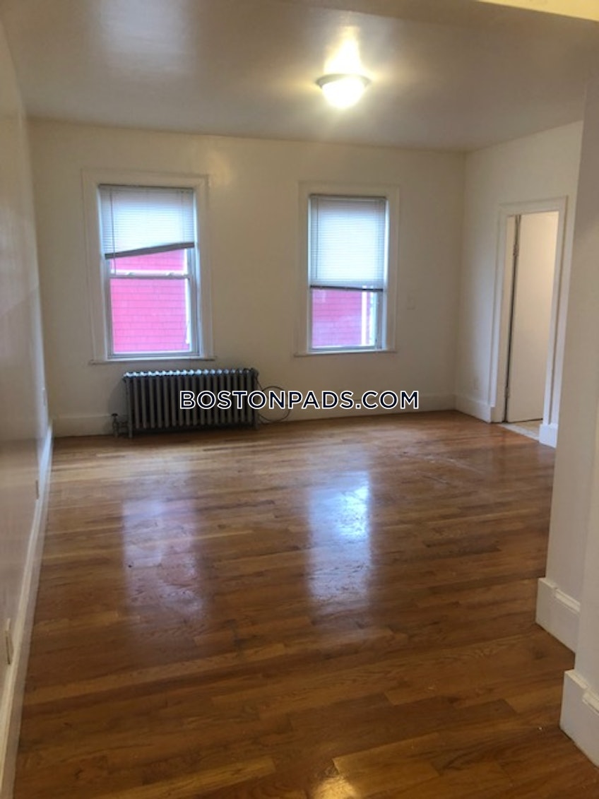Boston - $3,418+ /month