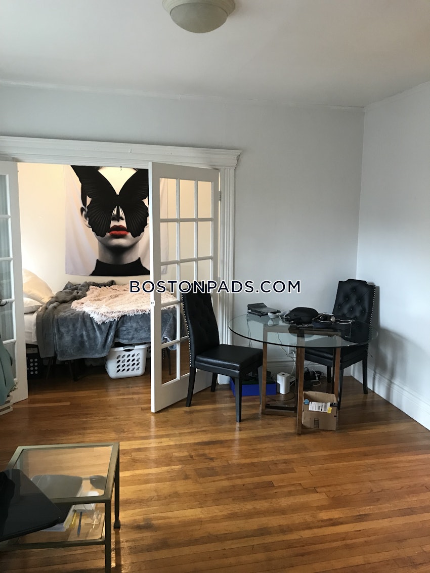 BOSTON - FENWAY/KENMORE - 1 Bed, 1 Bath - Image 1