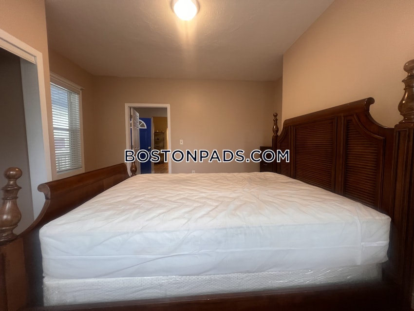 Boston - Hyde Park - 1 Bed, 2.5 Baths - Image 5