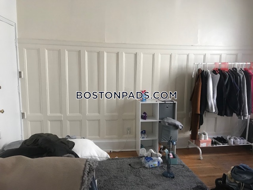 Boston - Fenway/Kenmore - 2 Beds, 1 Bath - Image 26