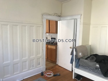 Boston - 2 Beds, 1 Baths