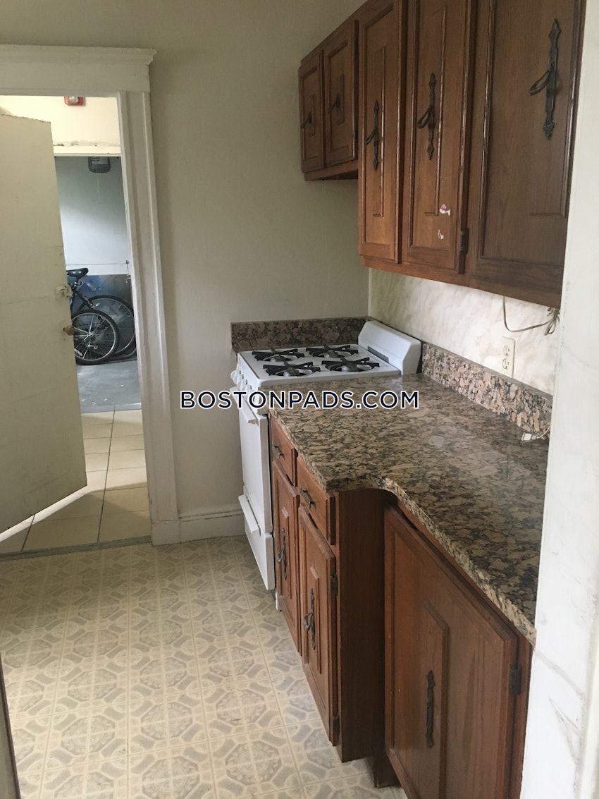 MALDEN - 1 Bed, 1 Bath - Image 2