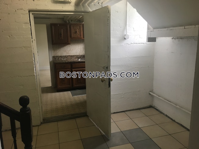 Malden - $2,250+ /mo