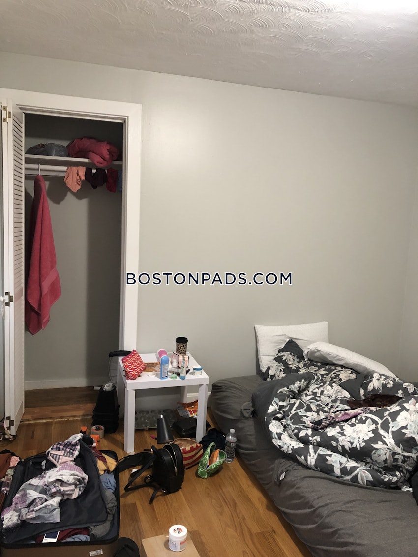 Boston - Dorchester/South Boston Border - 4 Beds, 2 Baths - Image 25