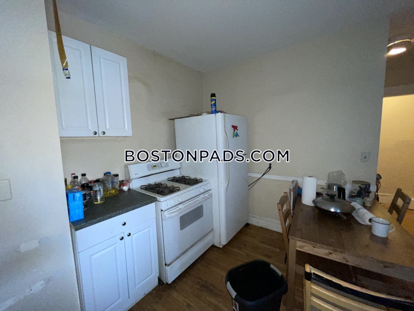 BOSTON - ALLSTON - 1 Bed, 2 Baths - Image 6